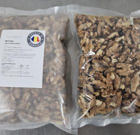 Miez de nucă (jumătăți sau sferturi)