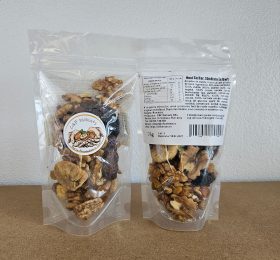 Mix miez de nucă + curmale, prune, stafide aurii, smochine